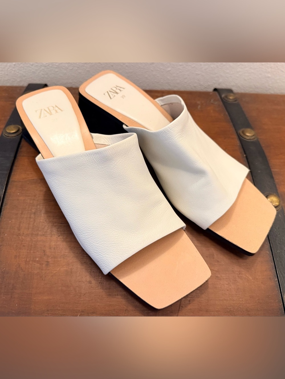 ZARA Cream Slide Sandals